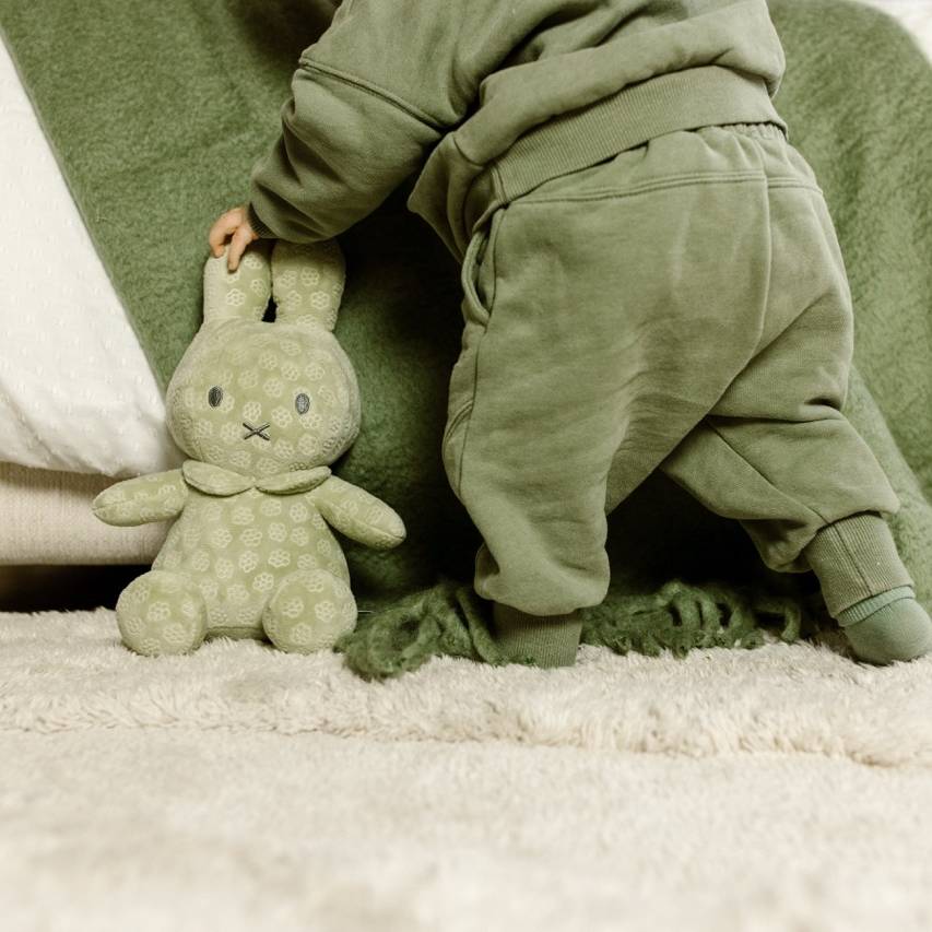 Miffy Cuddle Green Flower 30cm