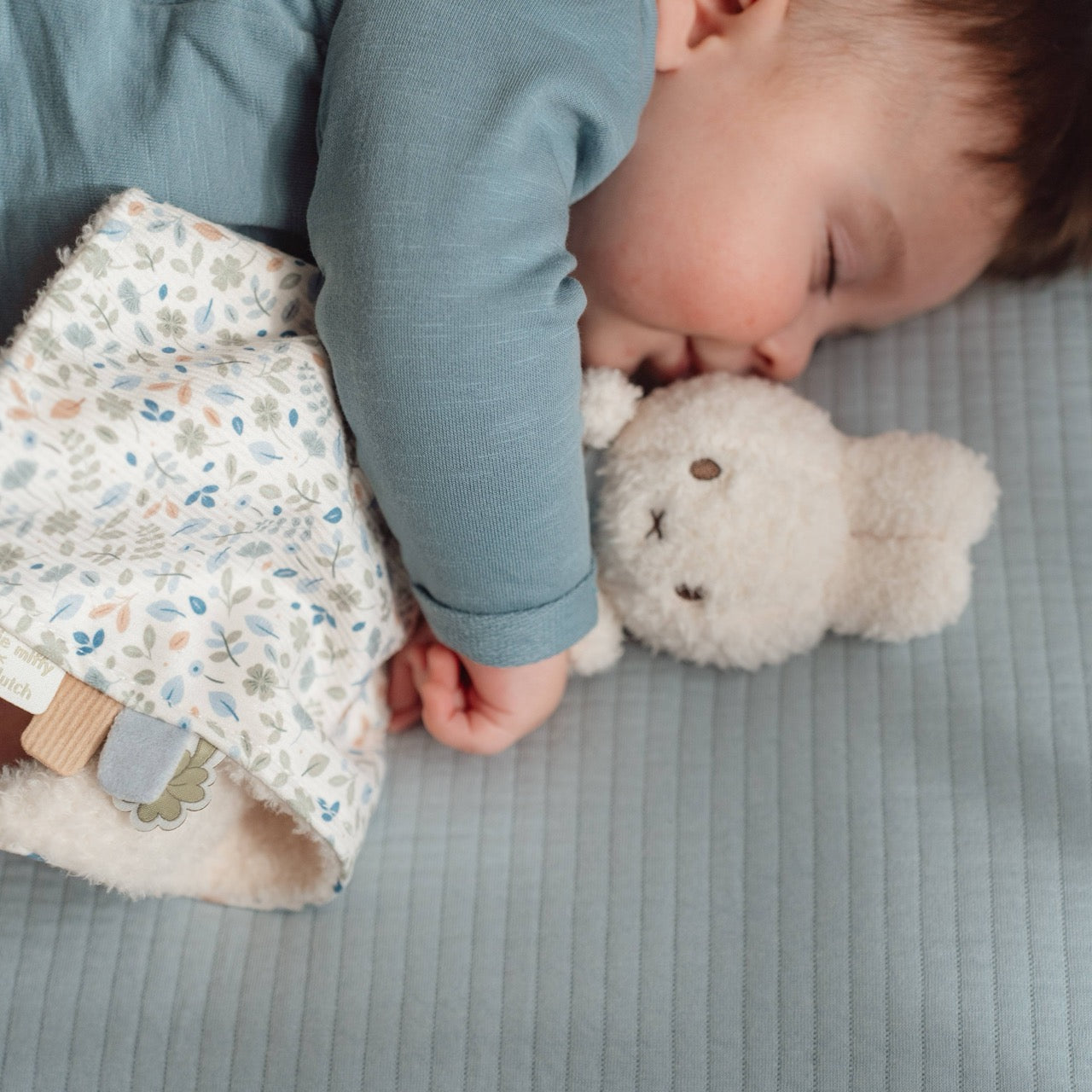 Miffy x Little Dutch Lucky Leaves Cuddle Cloth 30cm