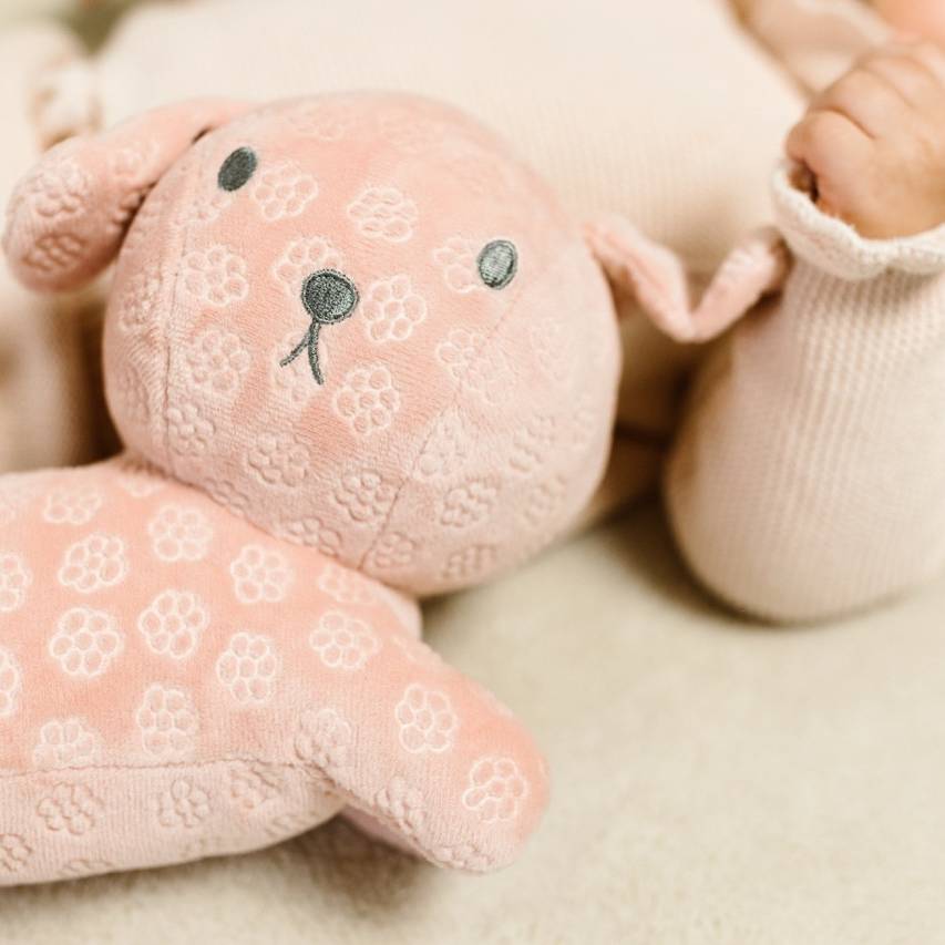 Miffy Snuffy Cuddle Flower Pink 25cm
