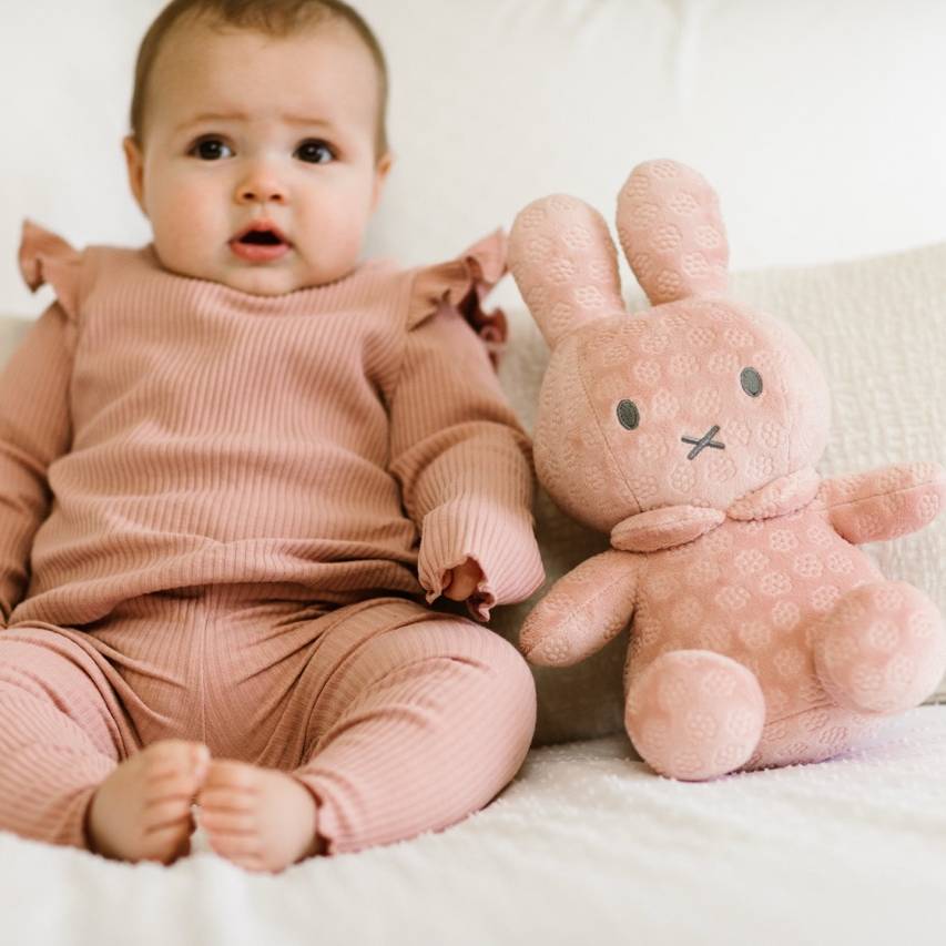 Miffy Cuddle Pink Flower 30cm