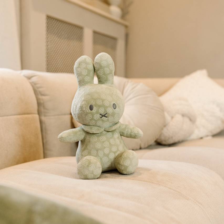 Miffy Cuddle Green Flower 30cm