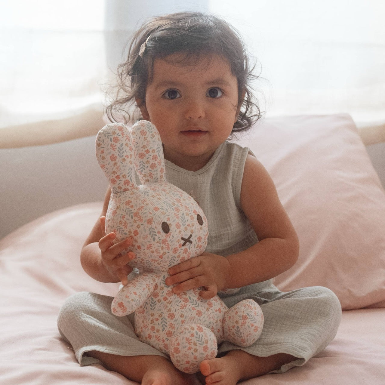 Miffy x Little Dutch Lucky Blossom Cuddle all over 30cm